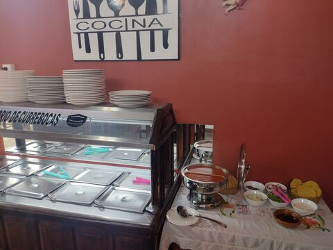 El Buen Buffet image 1