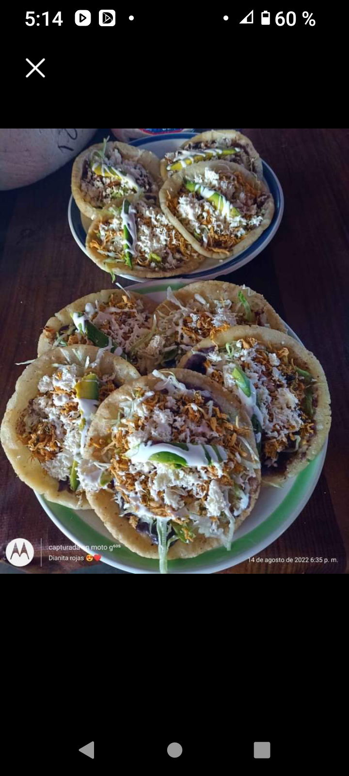 Las Sombrillas image 1