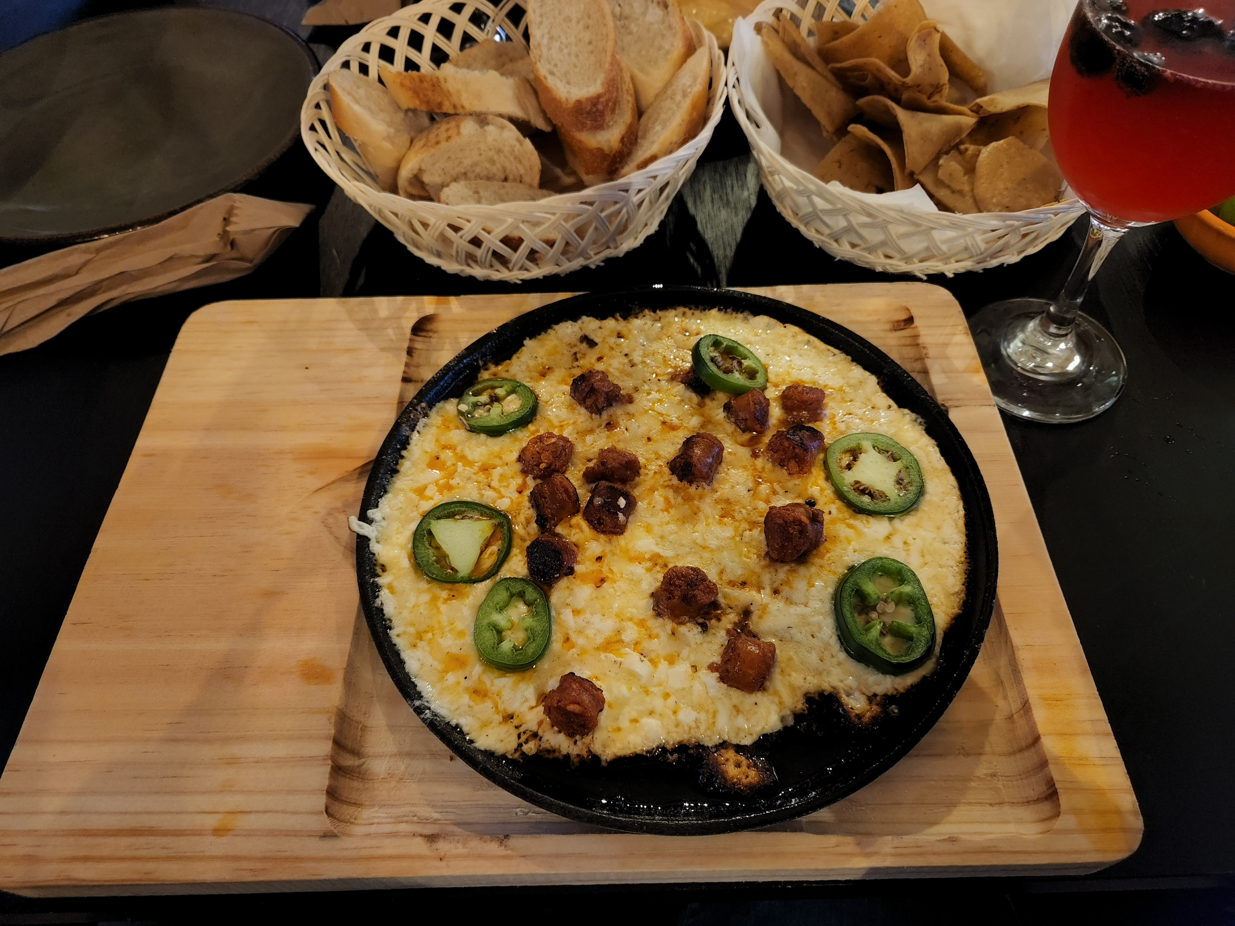 Cruzados Bar & Grill image 9