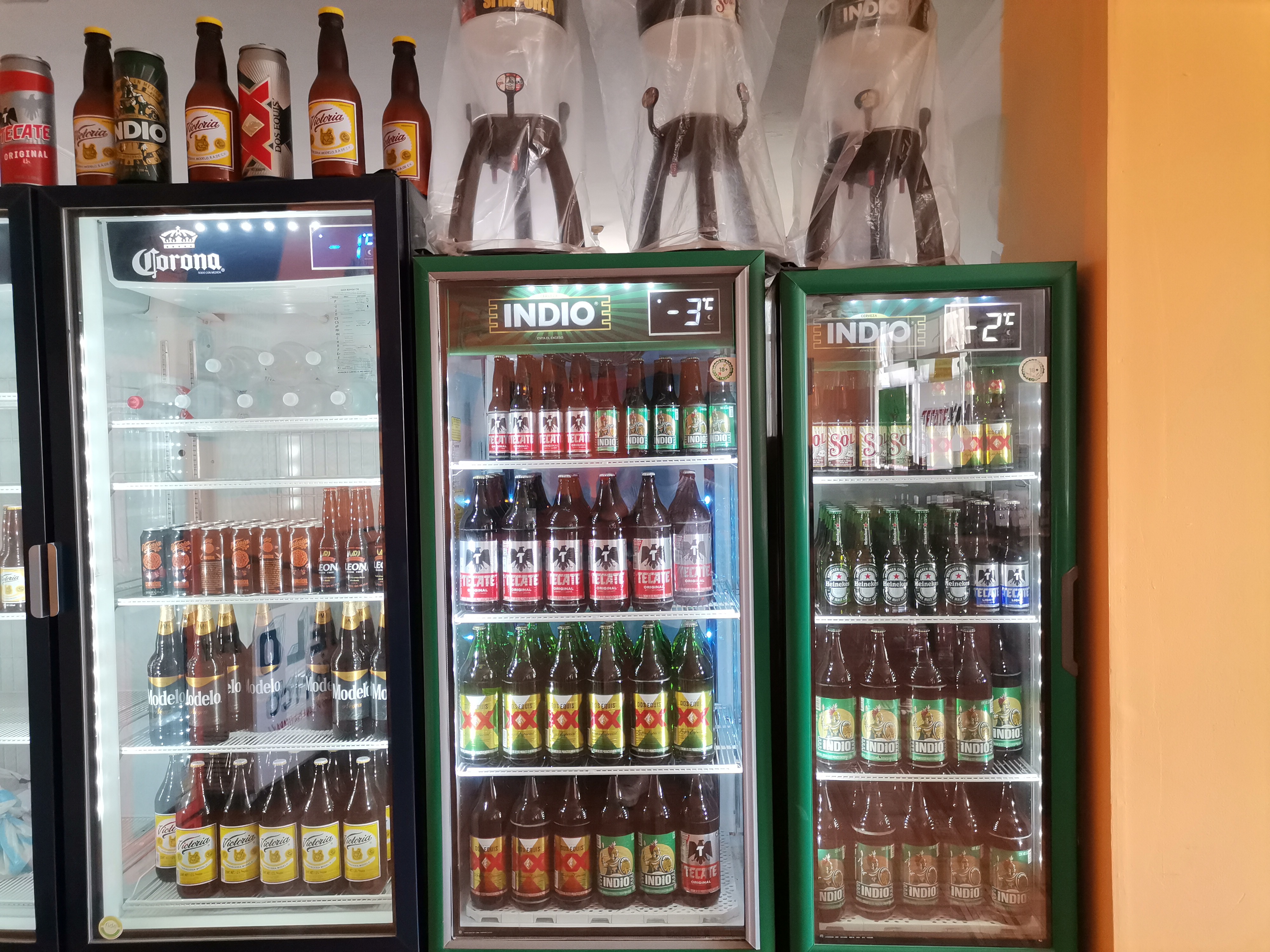 Ni Santos, Ni diablos bar image 1