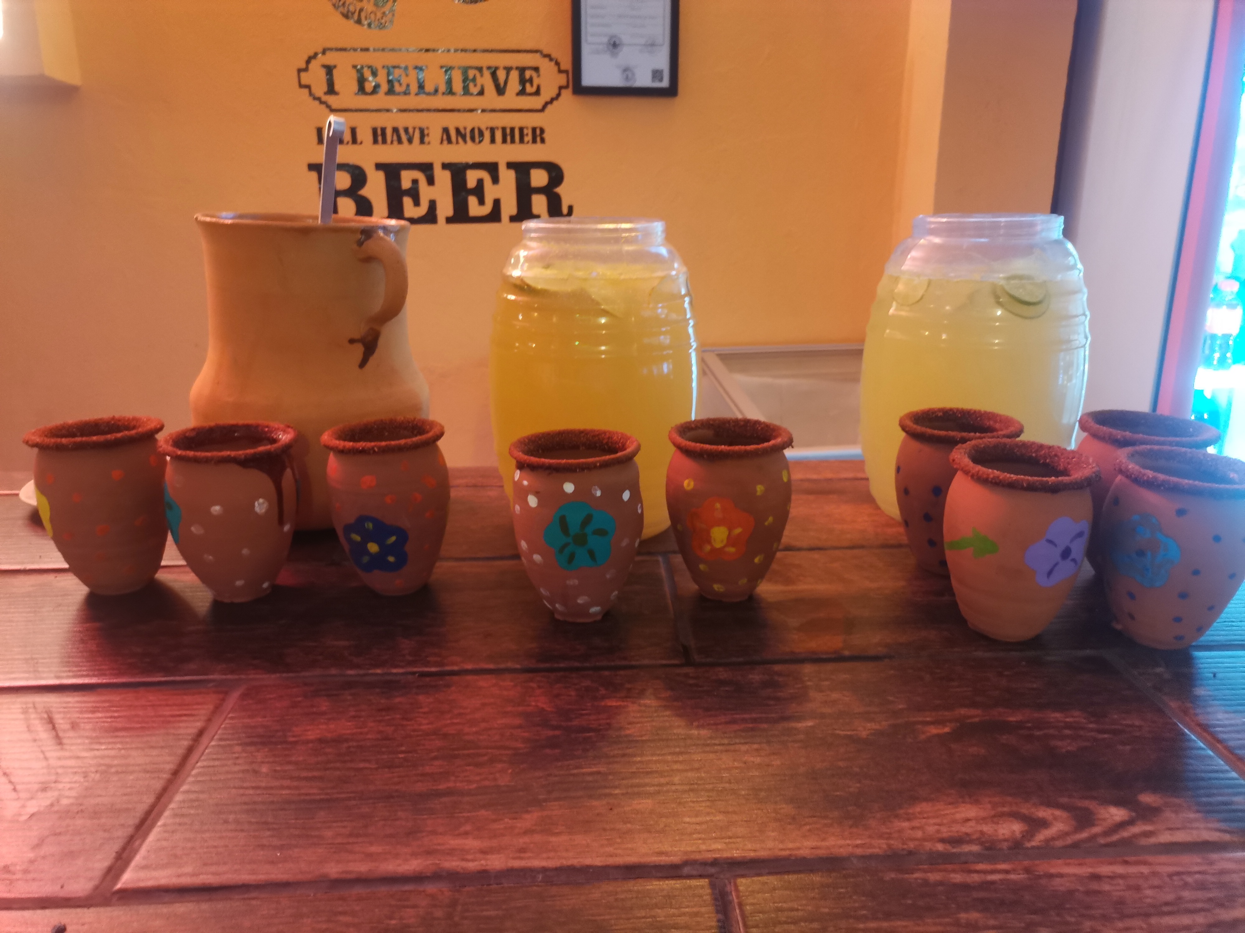 Ni Santos, Ni diablos bar image 10