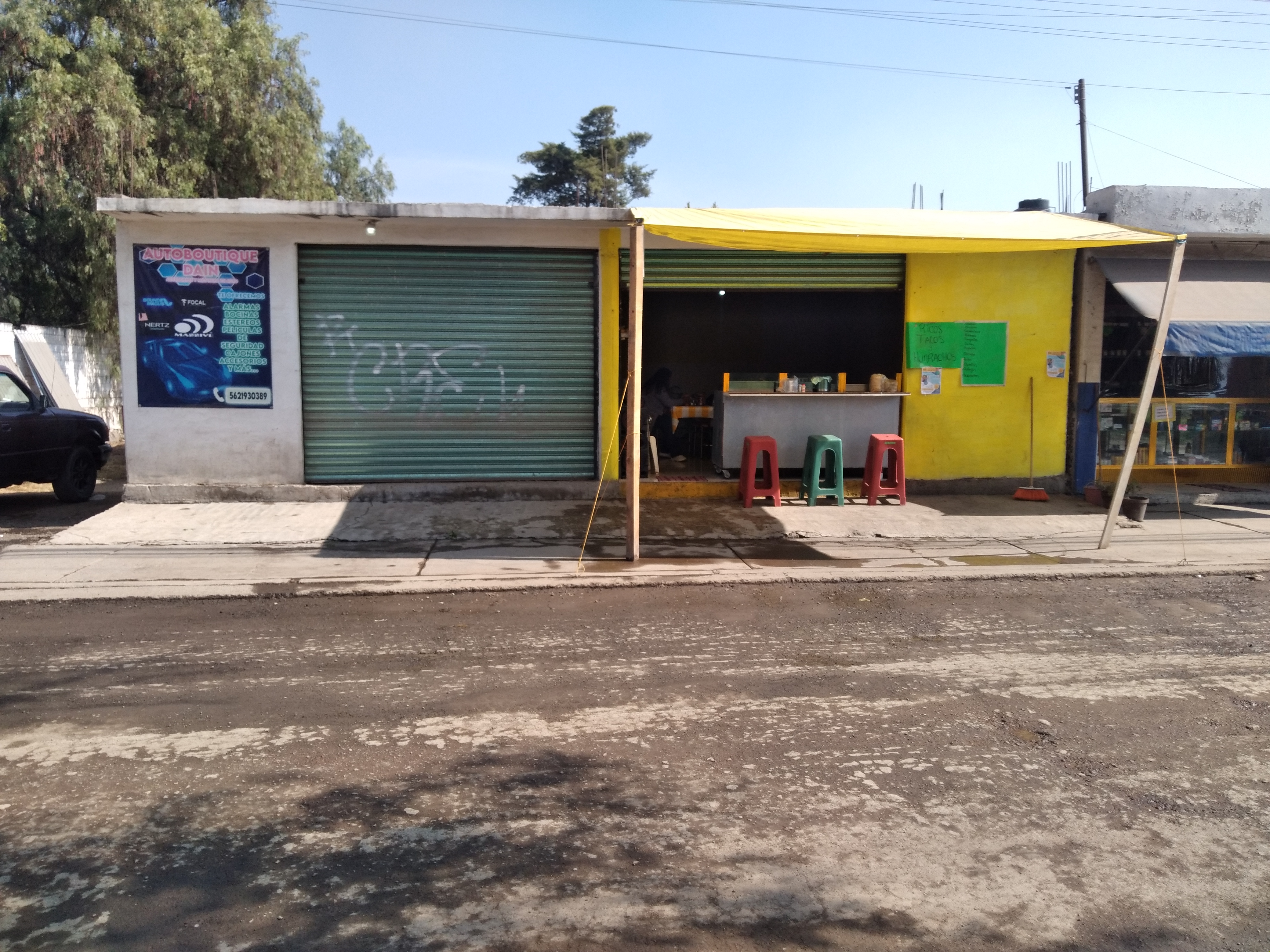 Tacos y huaraches "LA PALETA " image 1