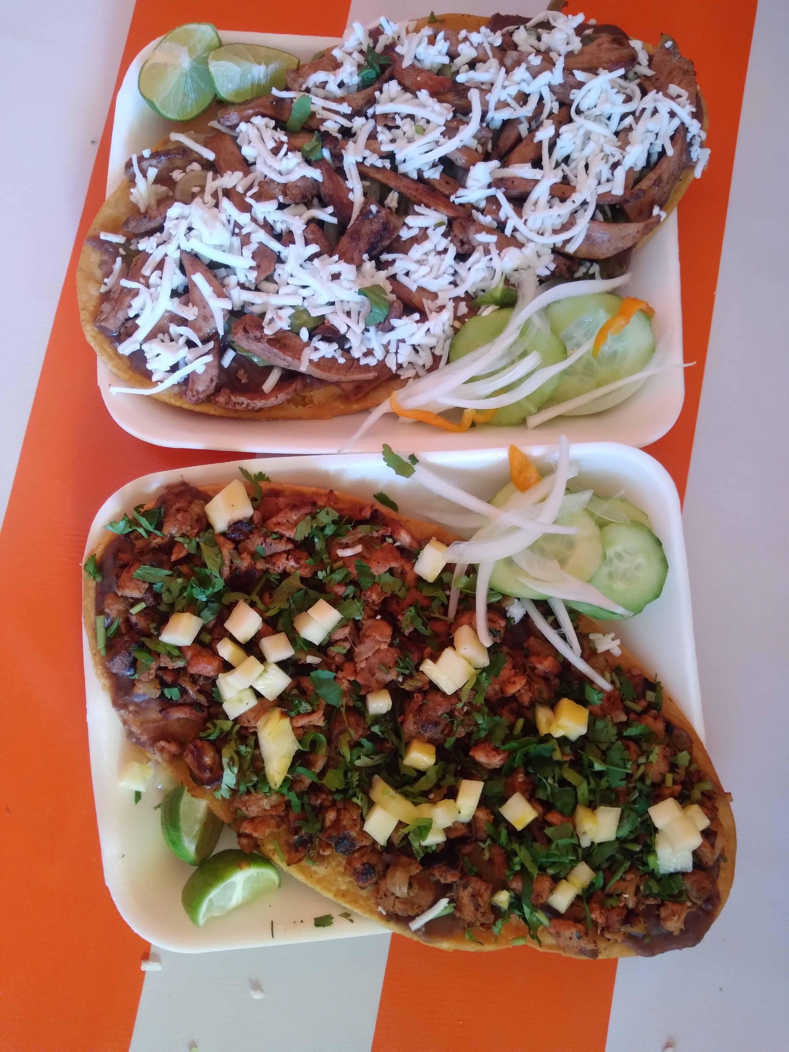 Tacos y huaraches "LA PALETA " image 3