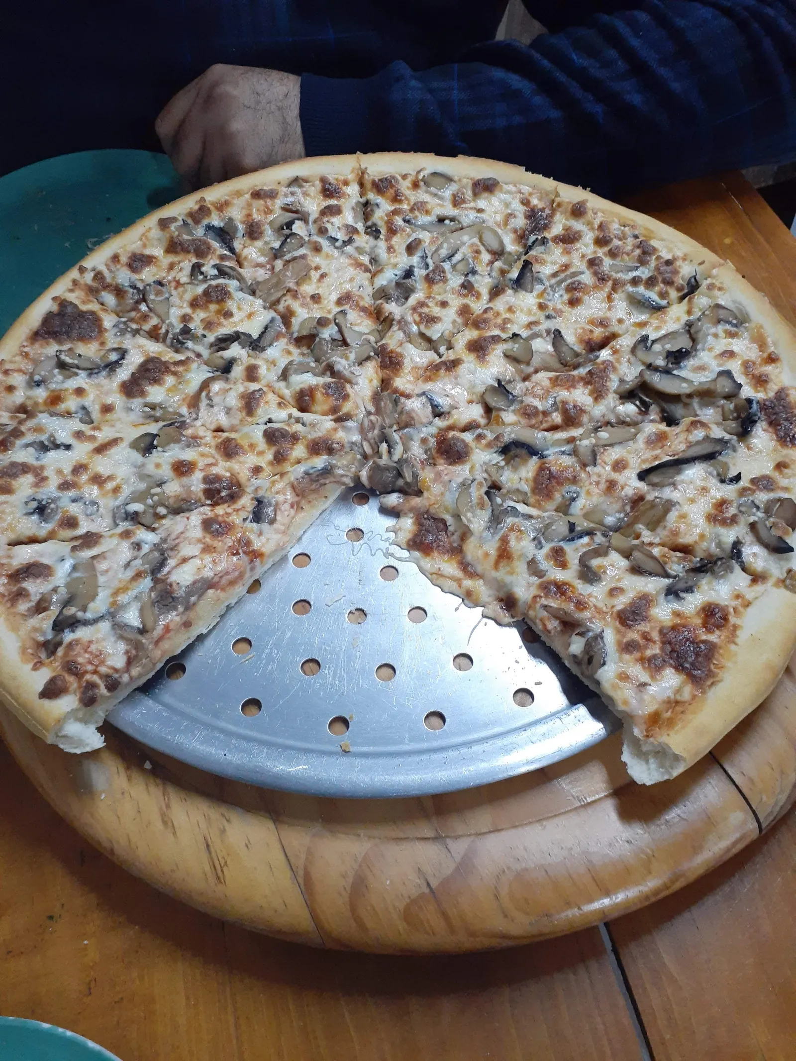 Jalapeños pizza image 8
