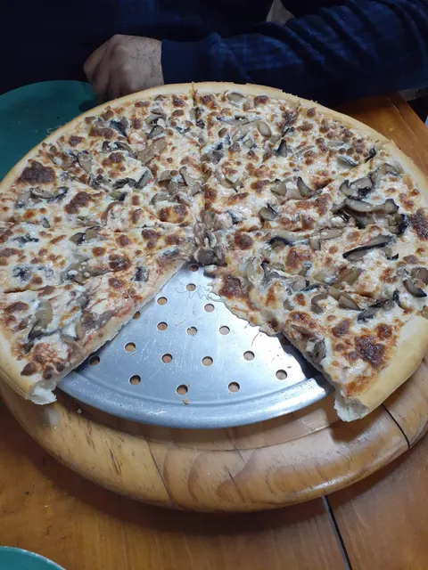 Jalapeños pizza image 8