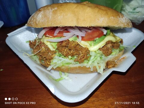 La Taky Esquina image 7