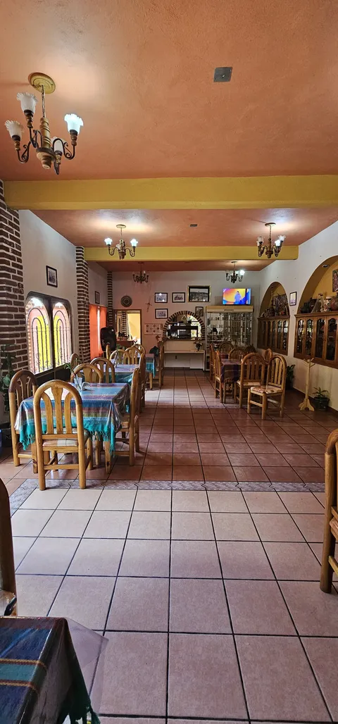 Cafetería bugambilias image 2