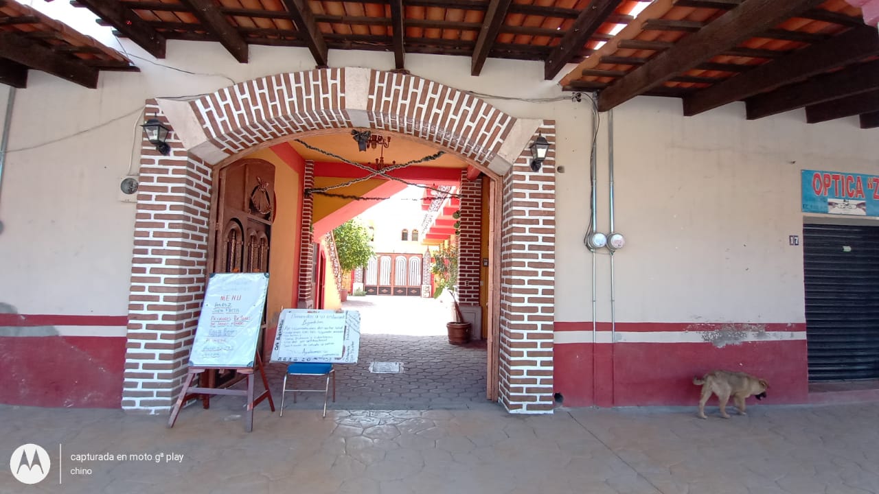 Cafetería bugambilias image 8