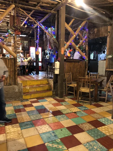 El Jacalon Restaurant image 1
