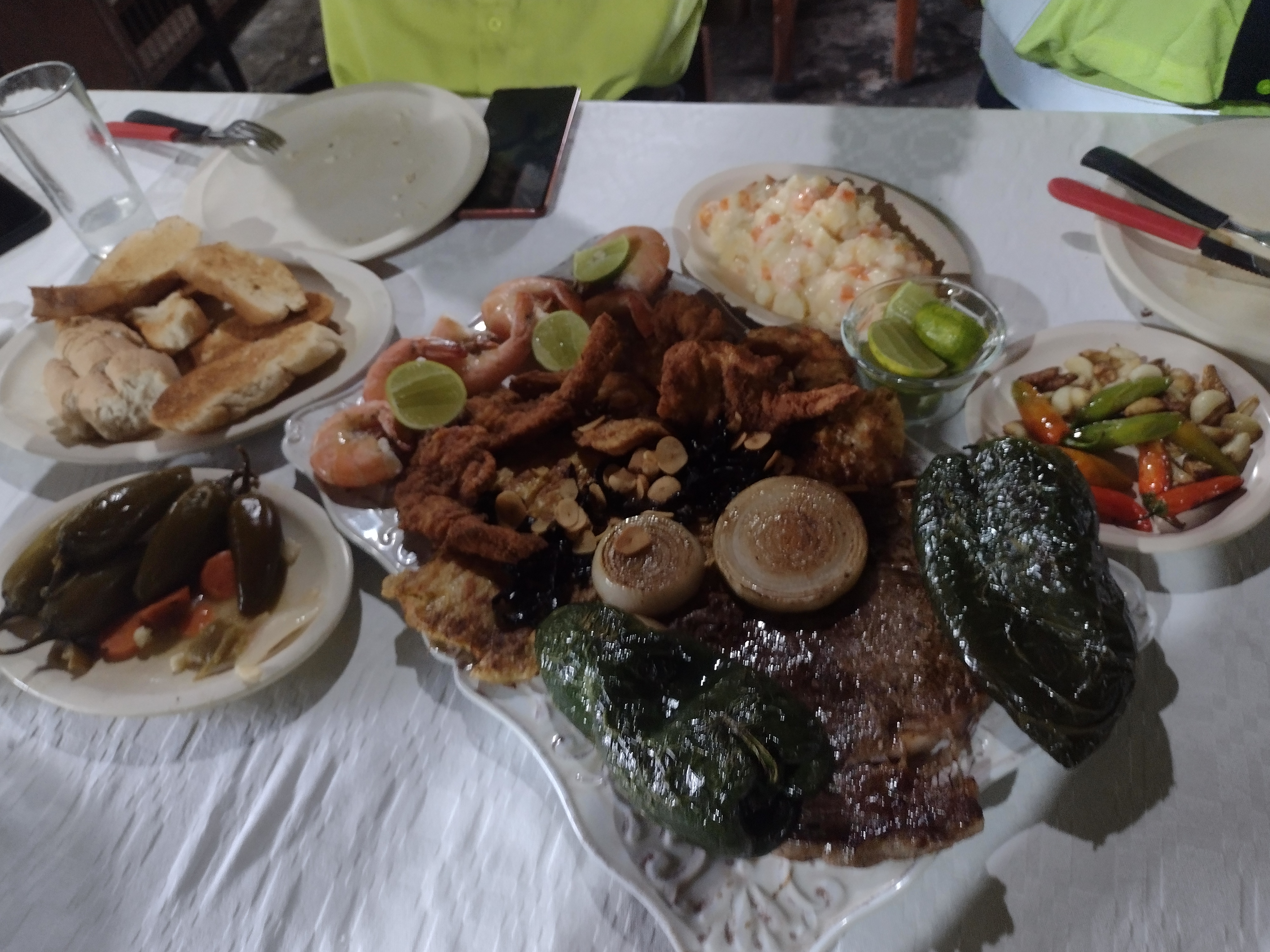 El Bañito Restaurant-Balneario image 6