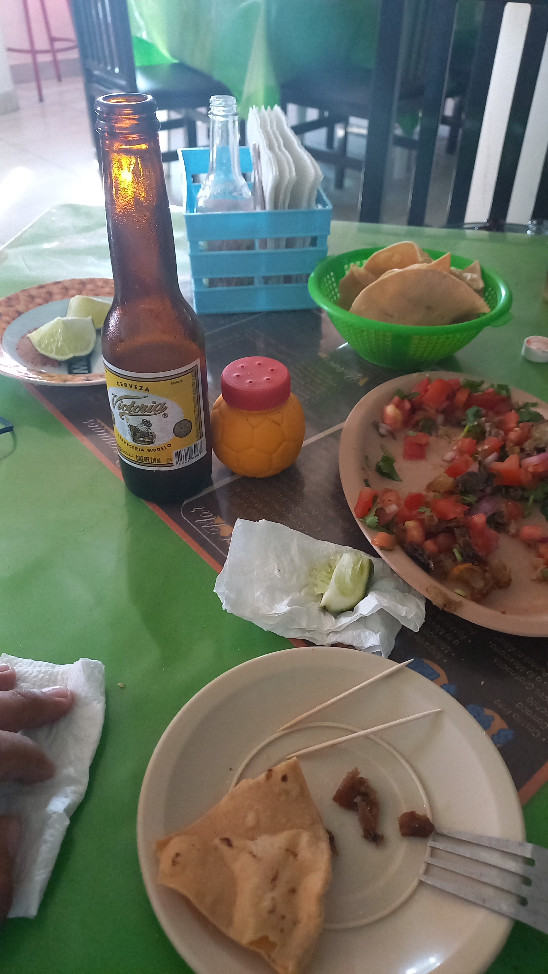 La Marina Sport Restaurante y Karaoke image 5