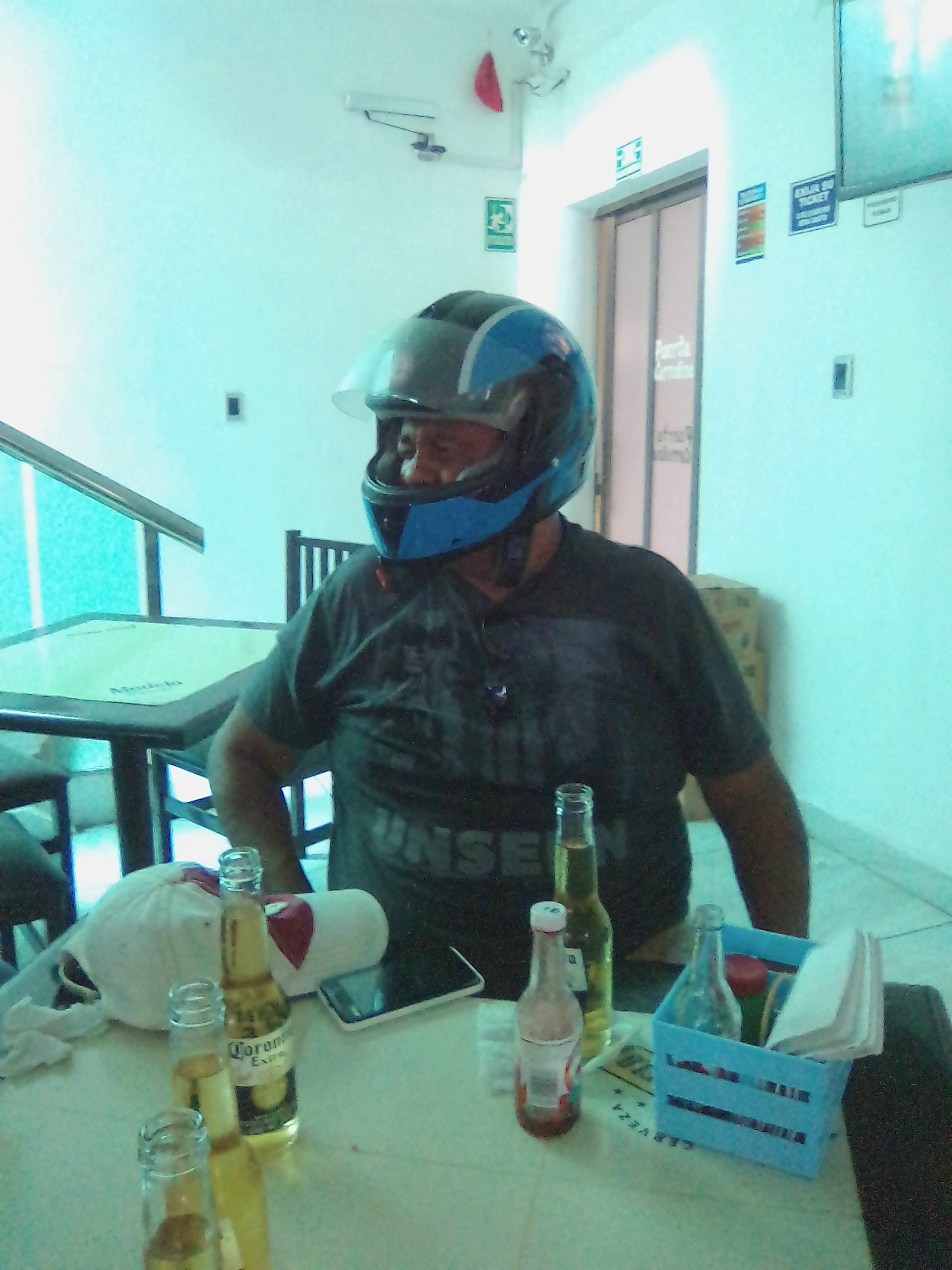 La Marina Sport Restaurante y Karaoke image 7