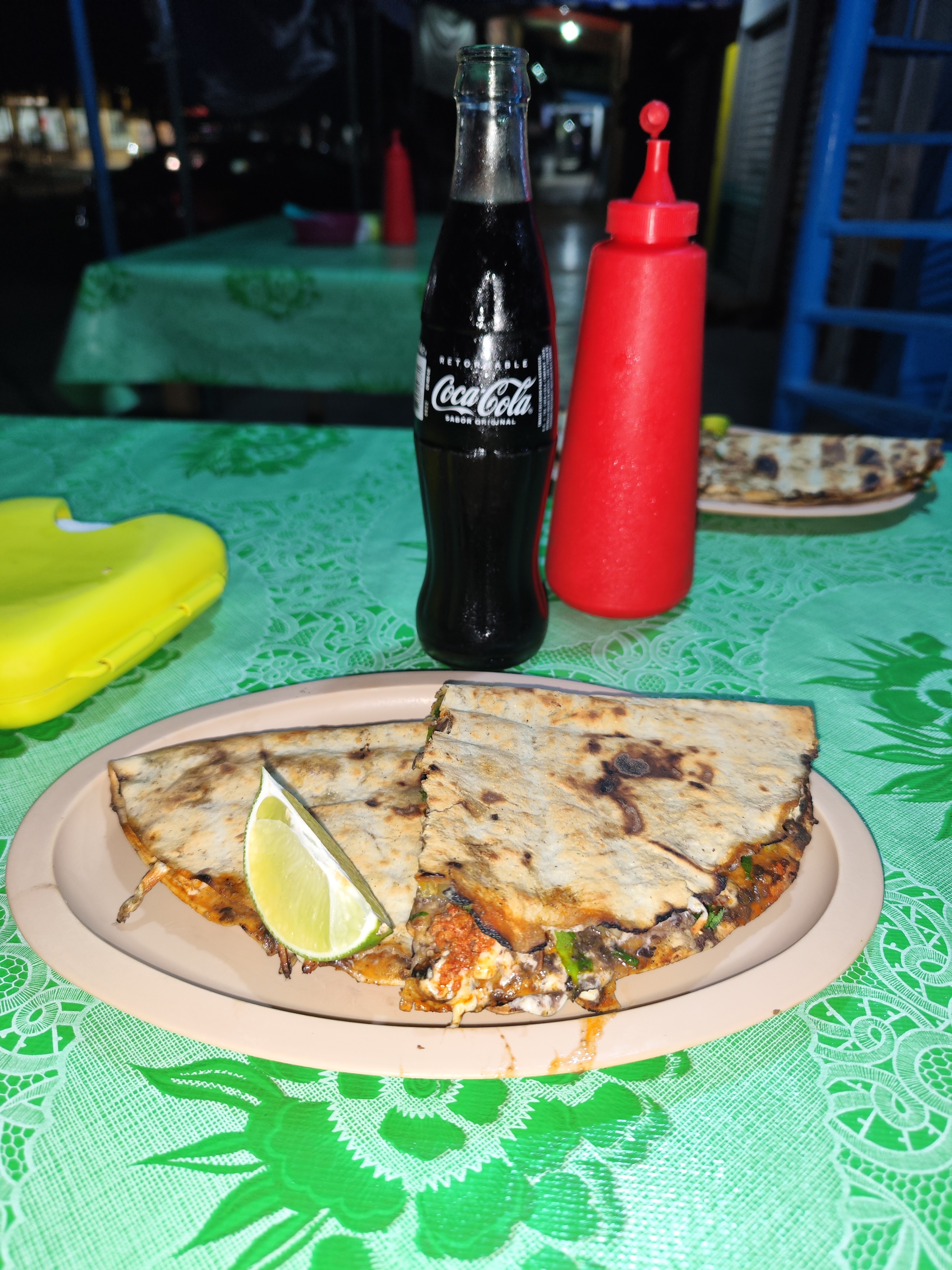 TLAYUDAS "LA GÜERA" image 1