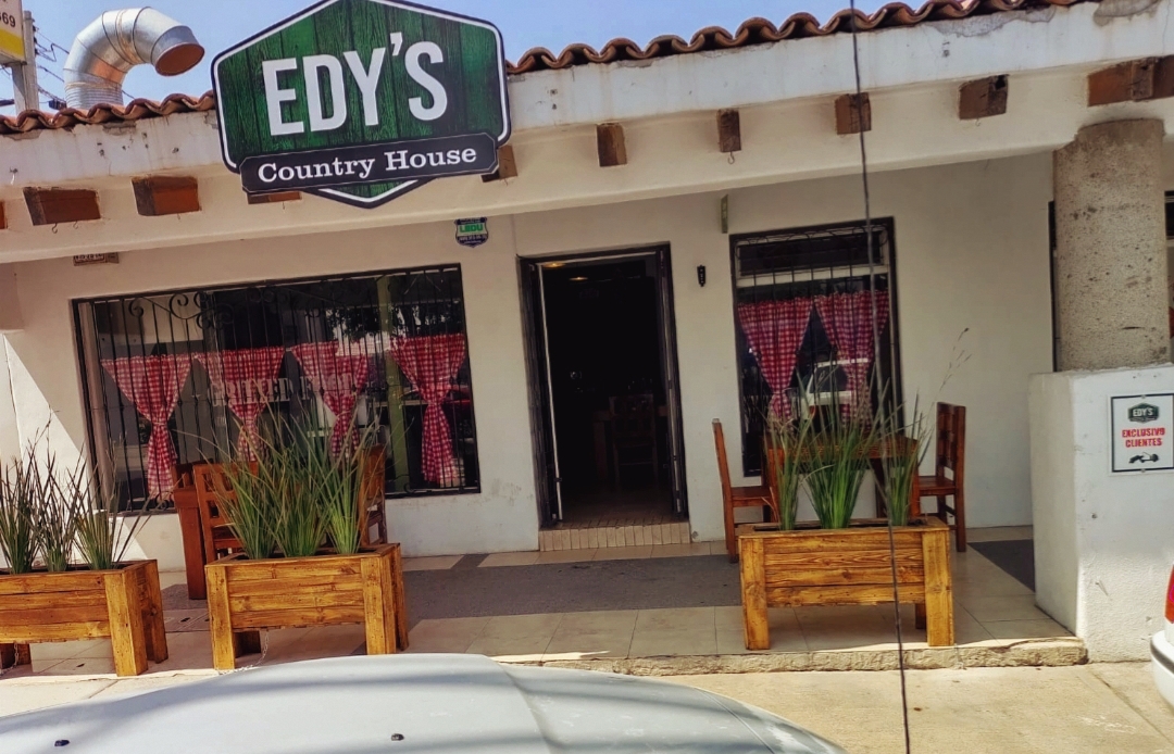 EDY´S Country House image 1