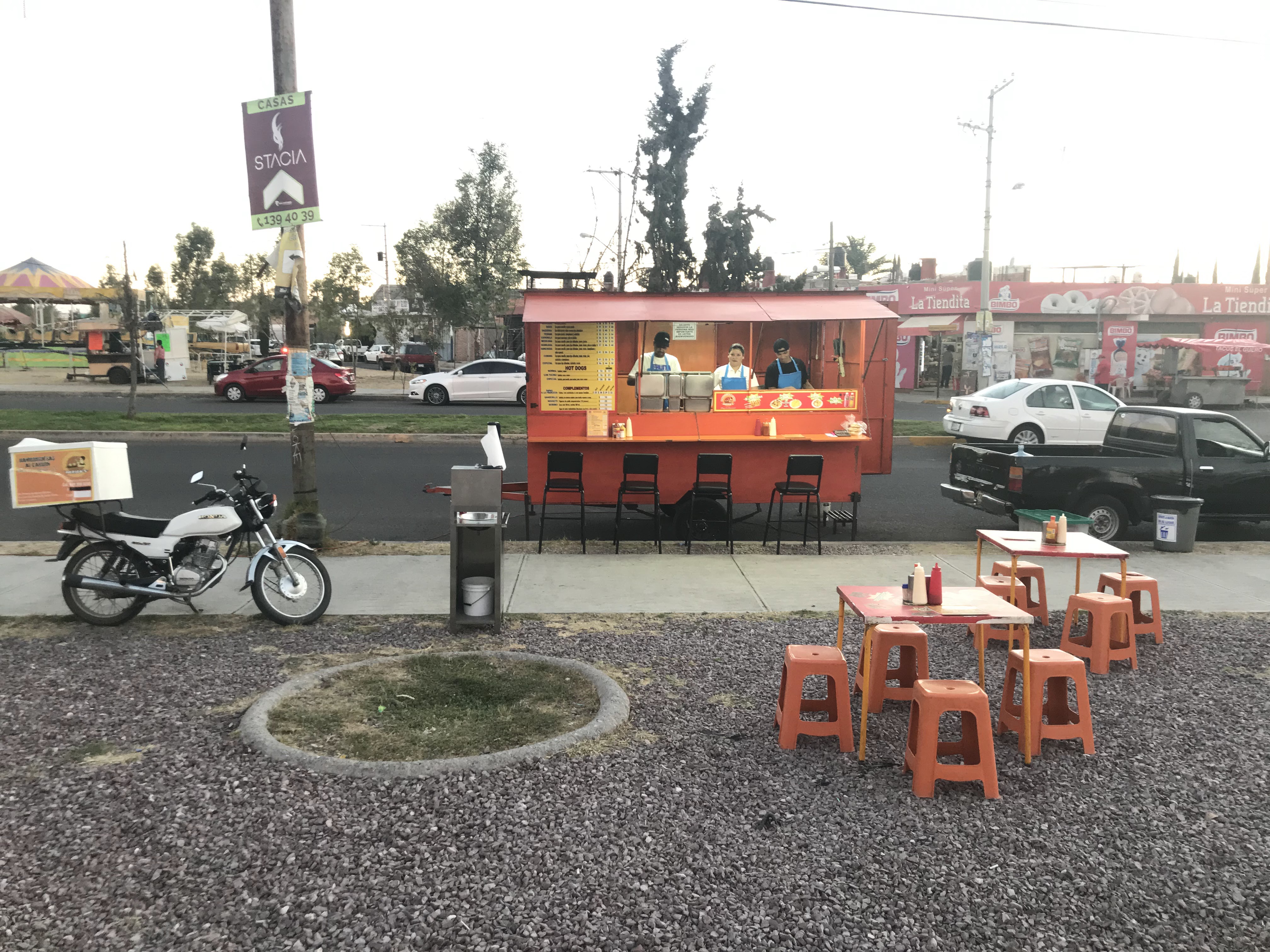 Hamburguesas "Perico's" image 1