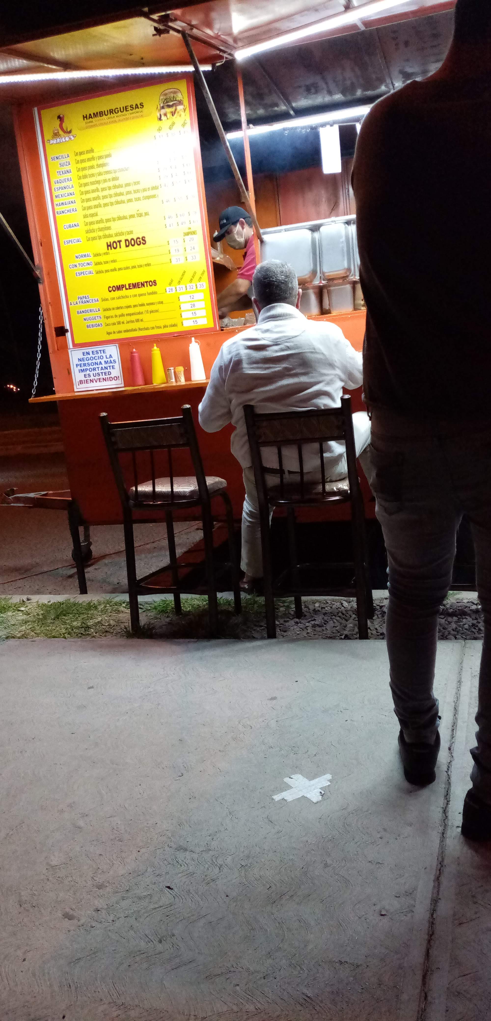 Hamburguesas "Perico's" image 9