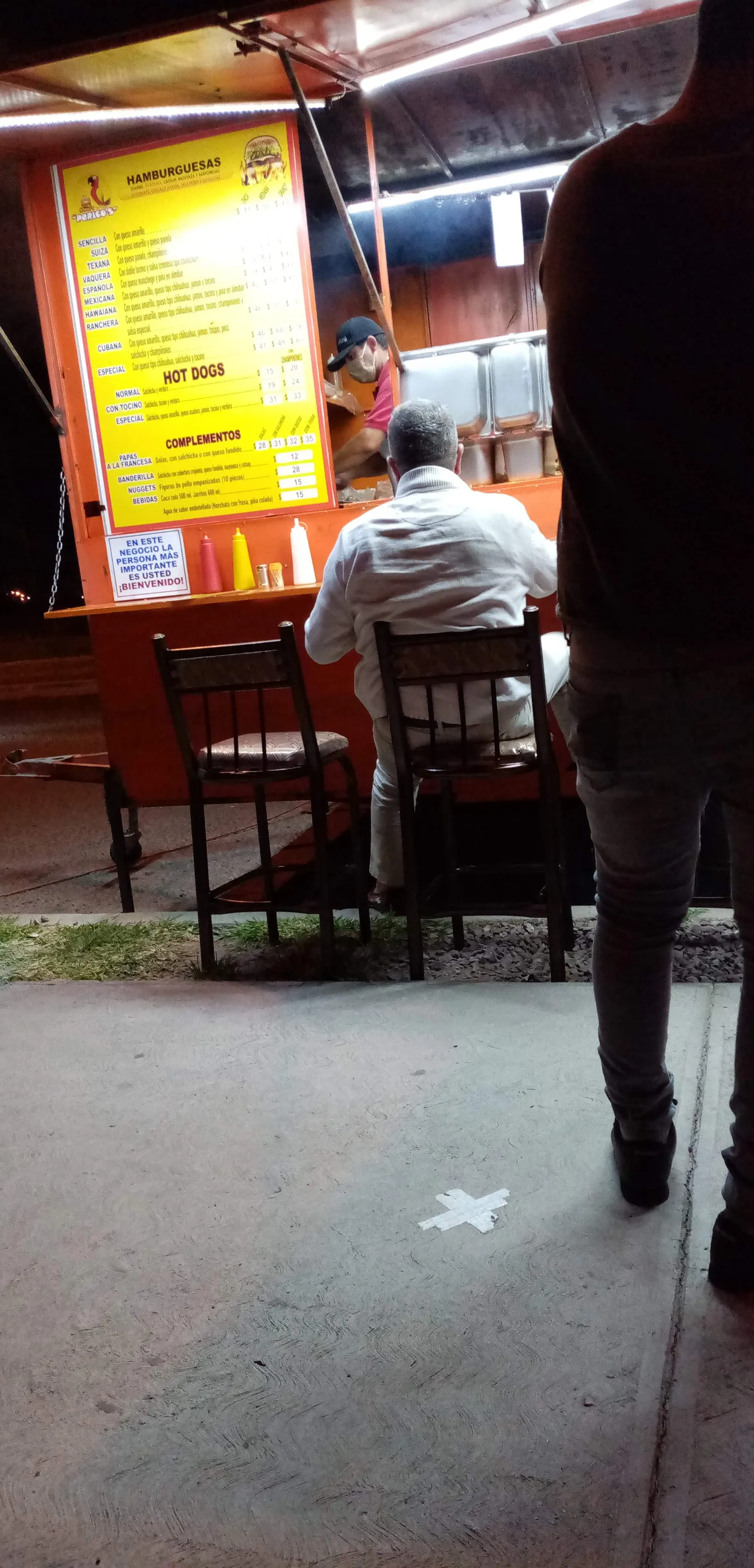 Hamburguesas "Perico's" image 9