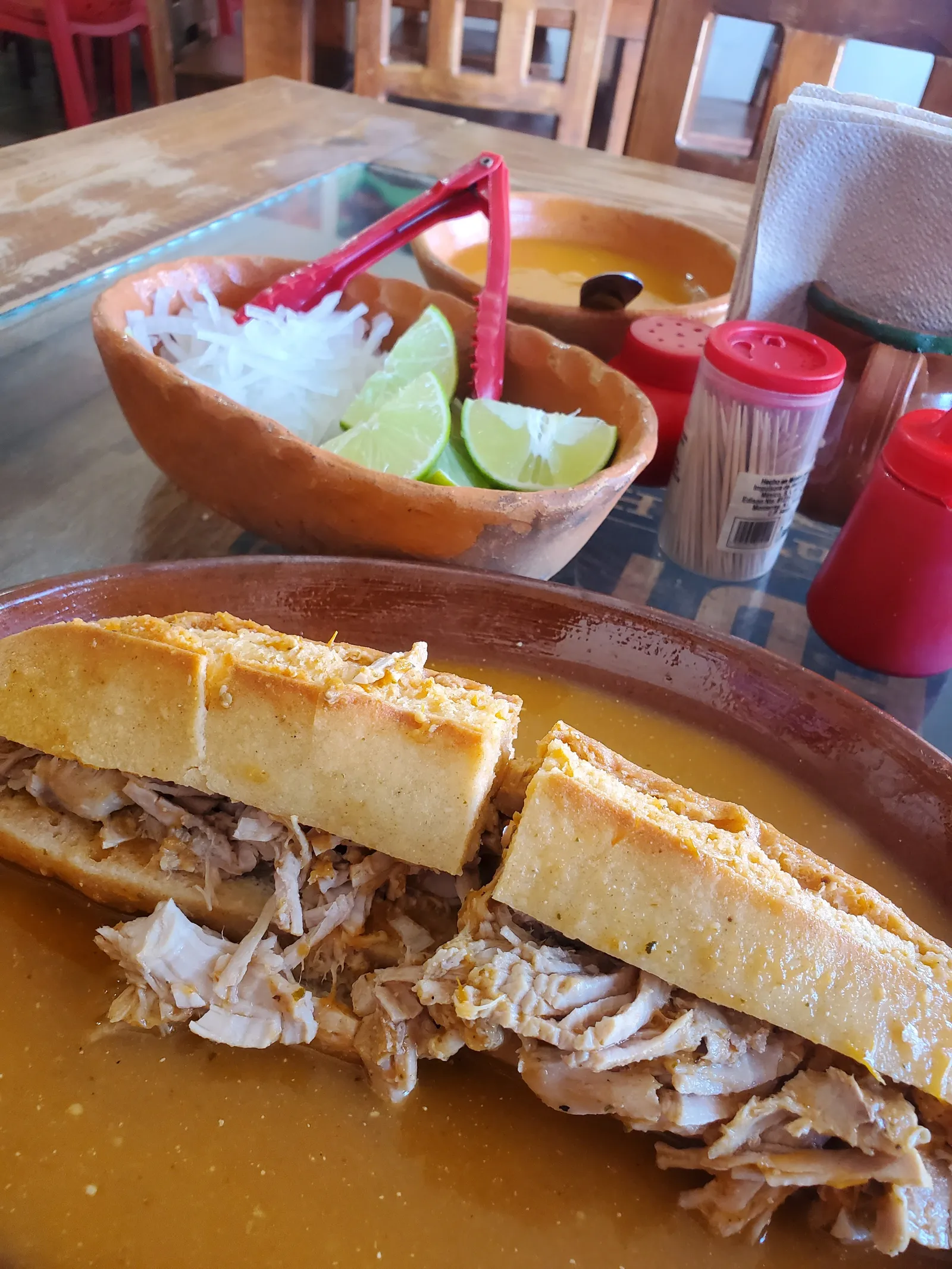 Tortas ahogadas estilo Guadalajara JUANCHIS image 1