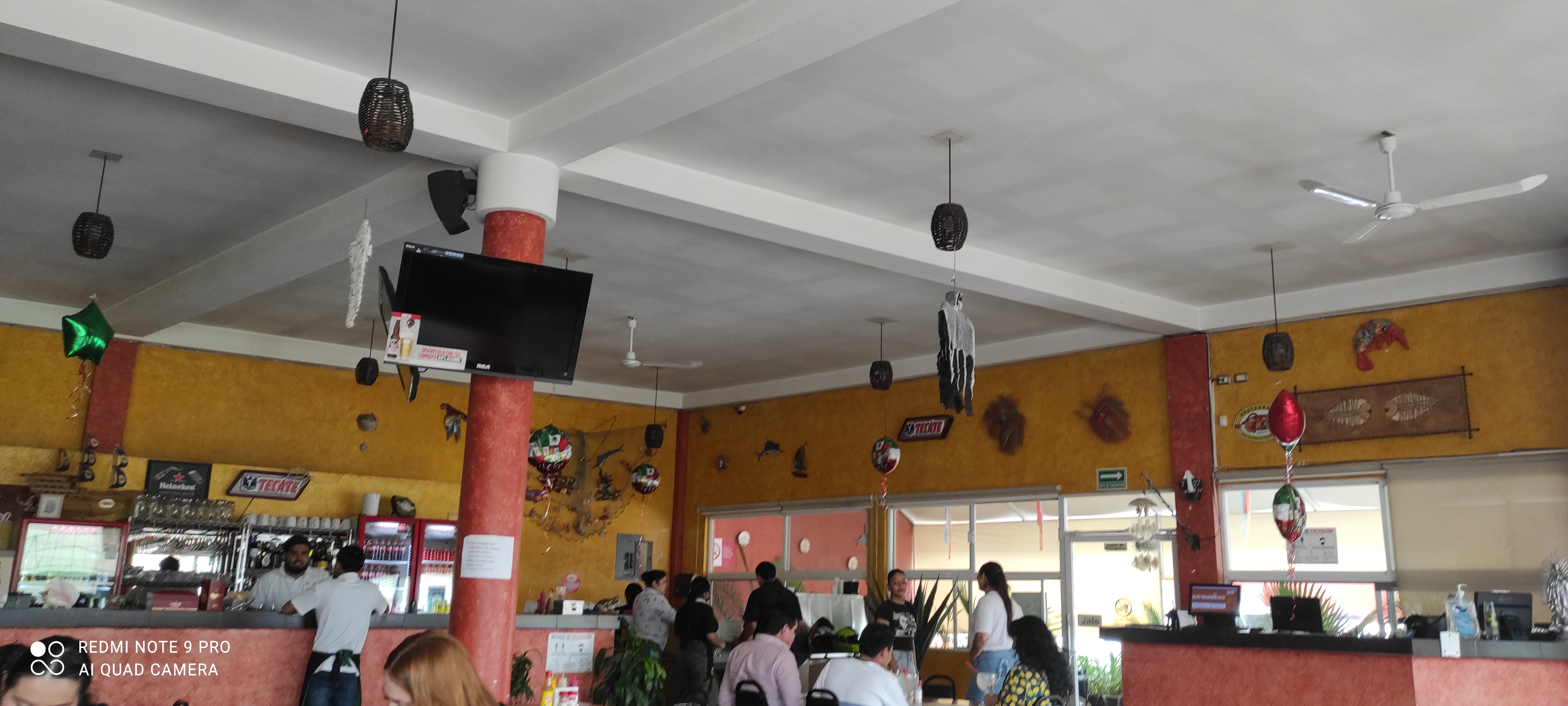 Restaurante Bar Grill Mariscos El Igual image 3