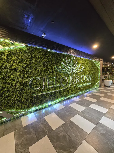 Cielo Rosa Open Restaurant image 3