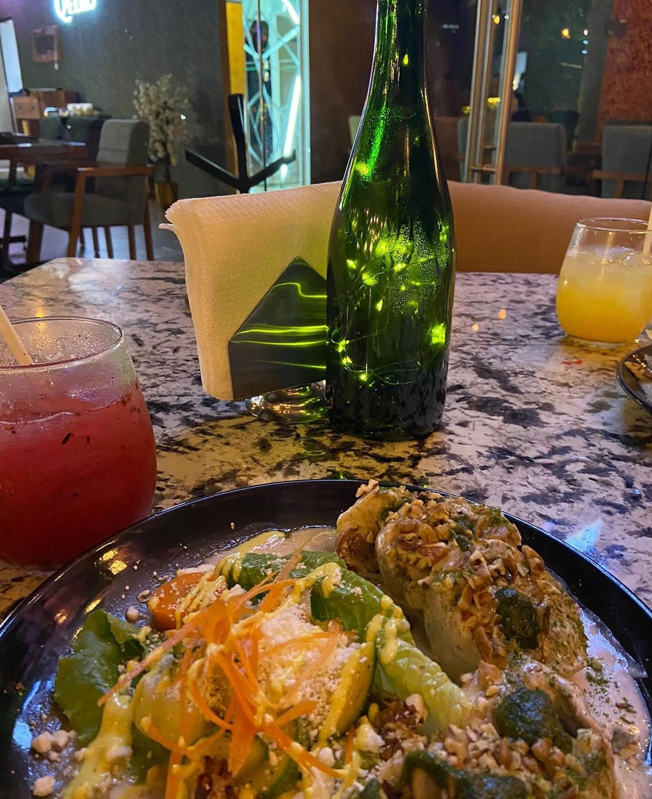 Q4tro Restaurant & Bar image 8