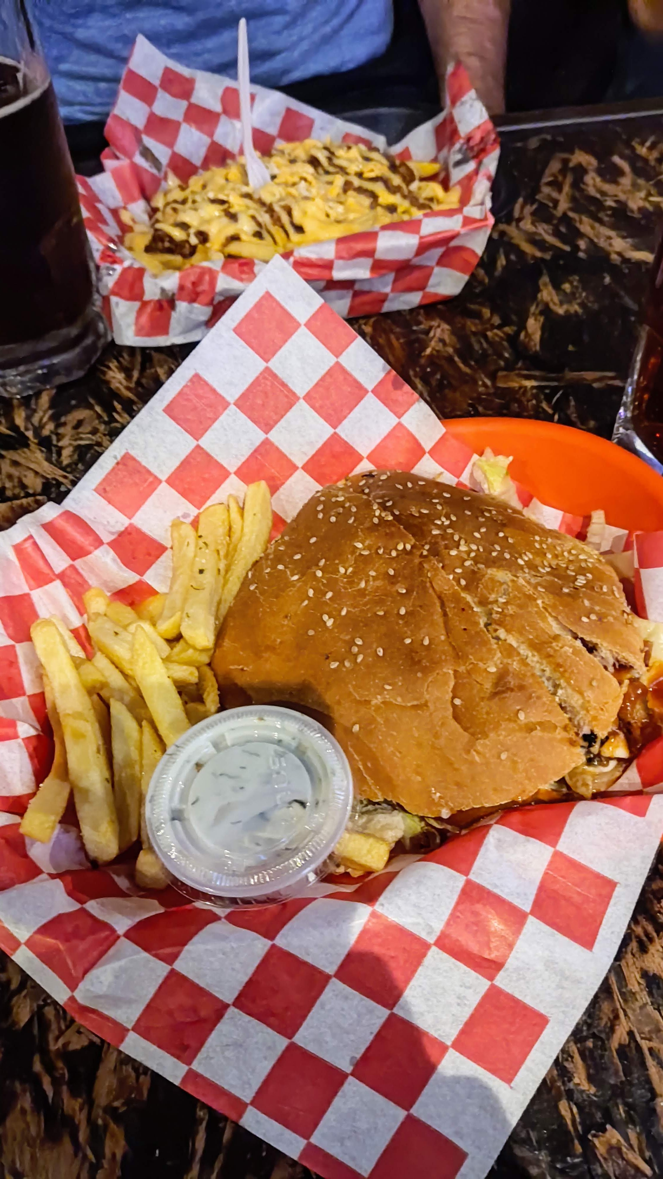 Model Restaurant & Bar image 3