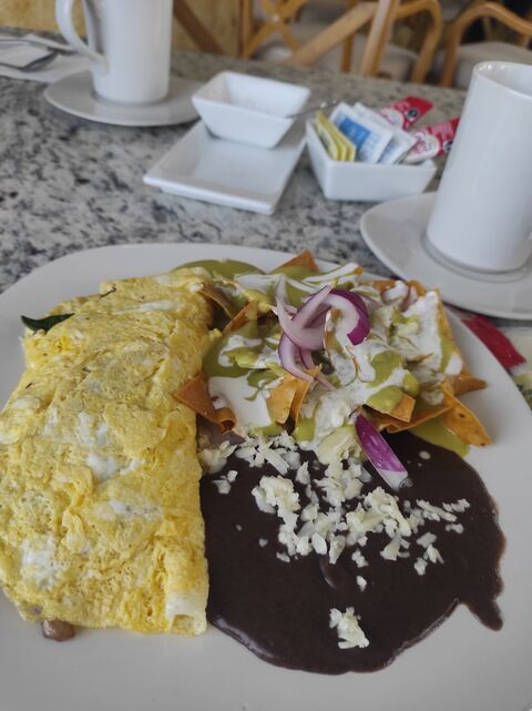 Olimpo Restaurant image 1