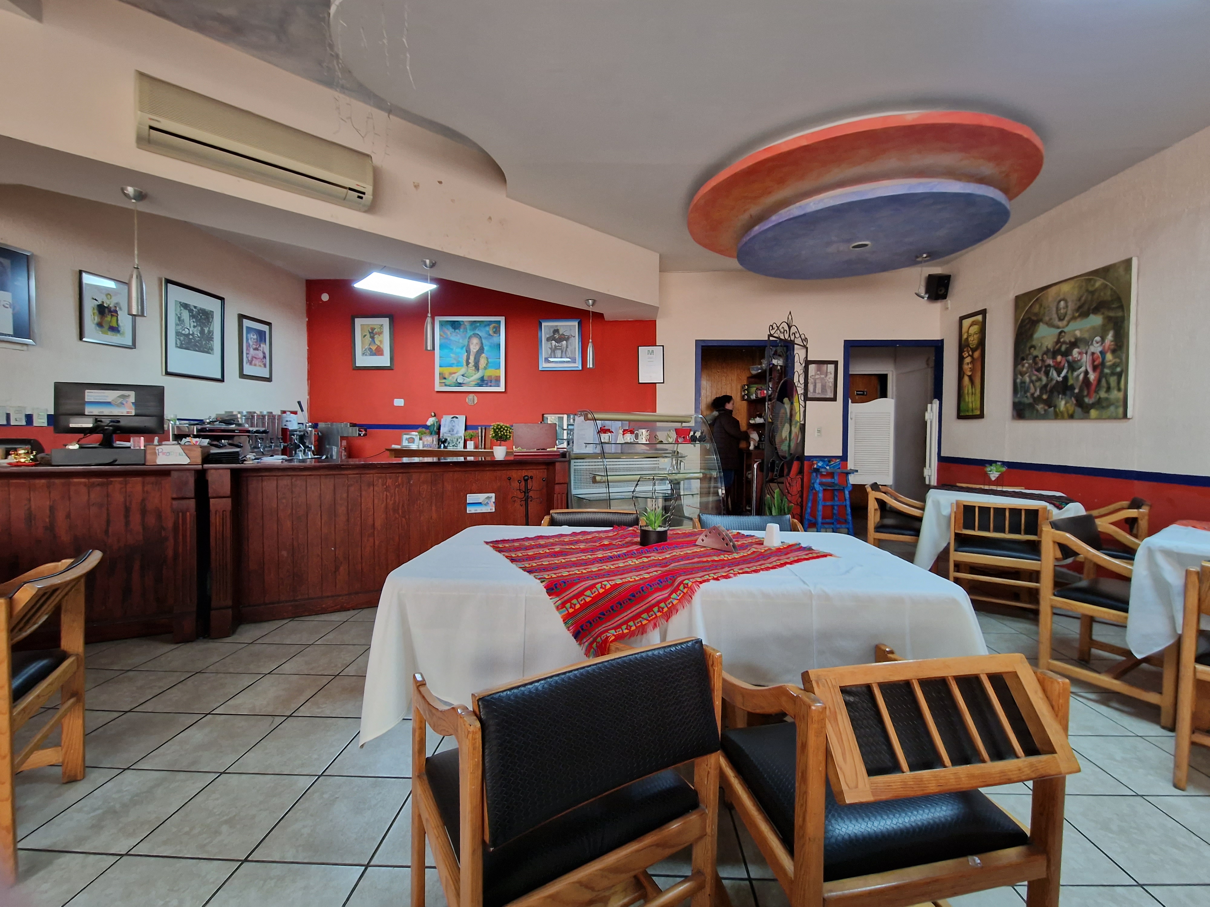 La Gloria de Villa Restaurant Bar image 4