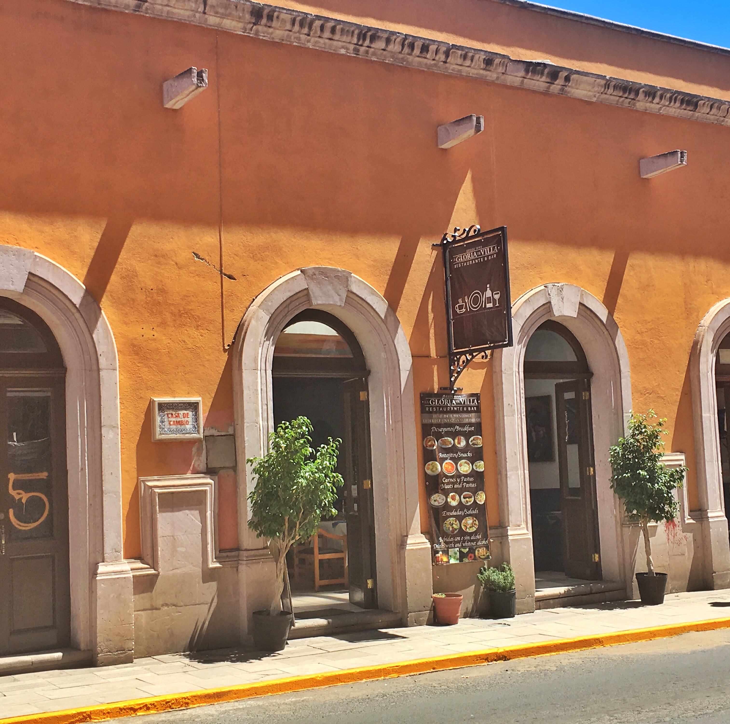 La Gloria de Villa Restaurant Bar image 8