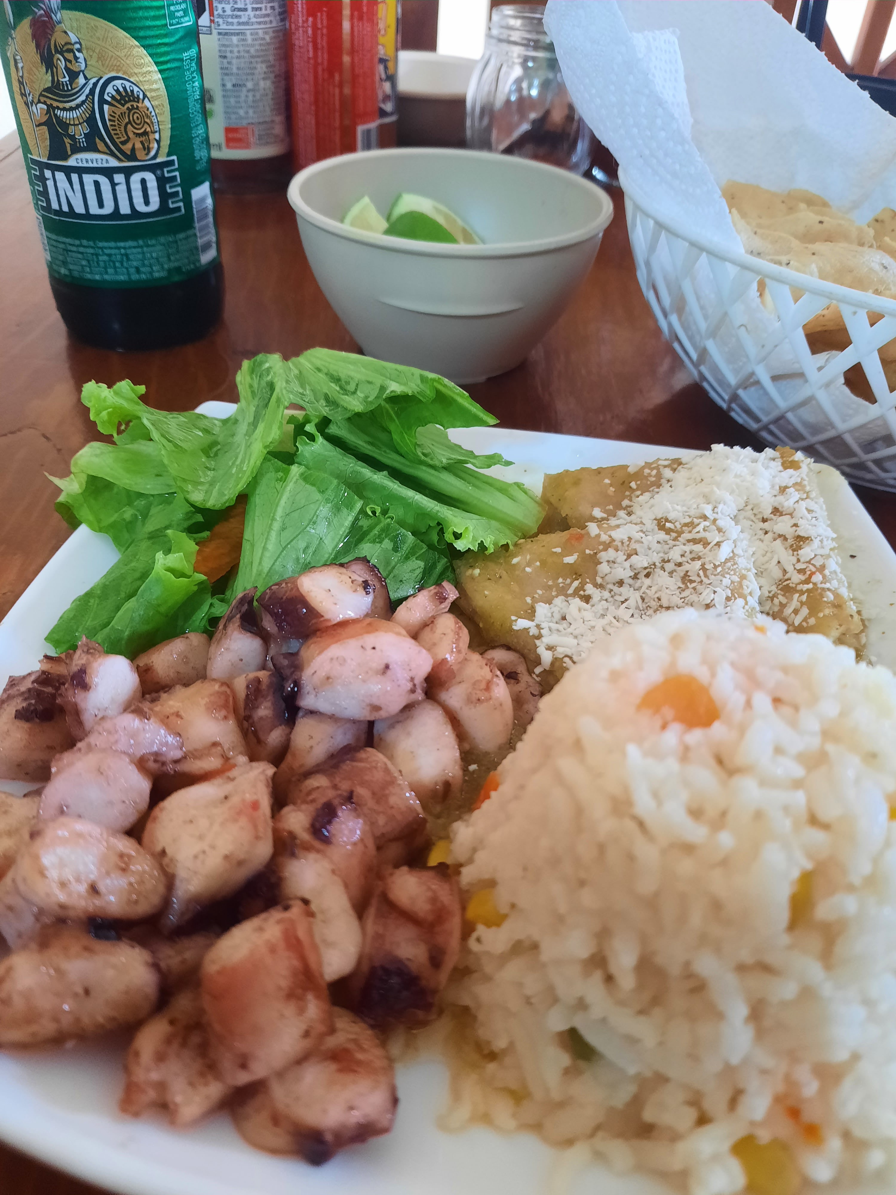 Mariscos "El Negro" image 3