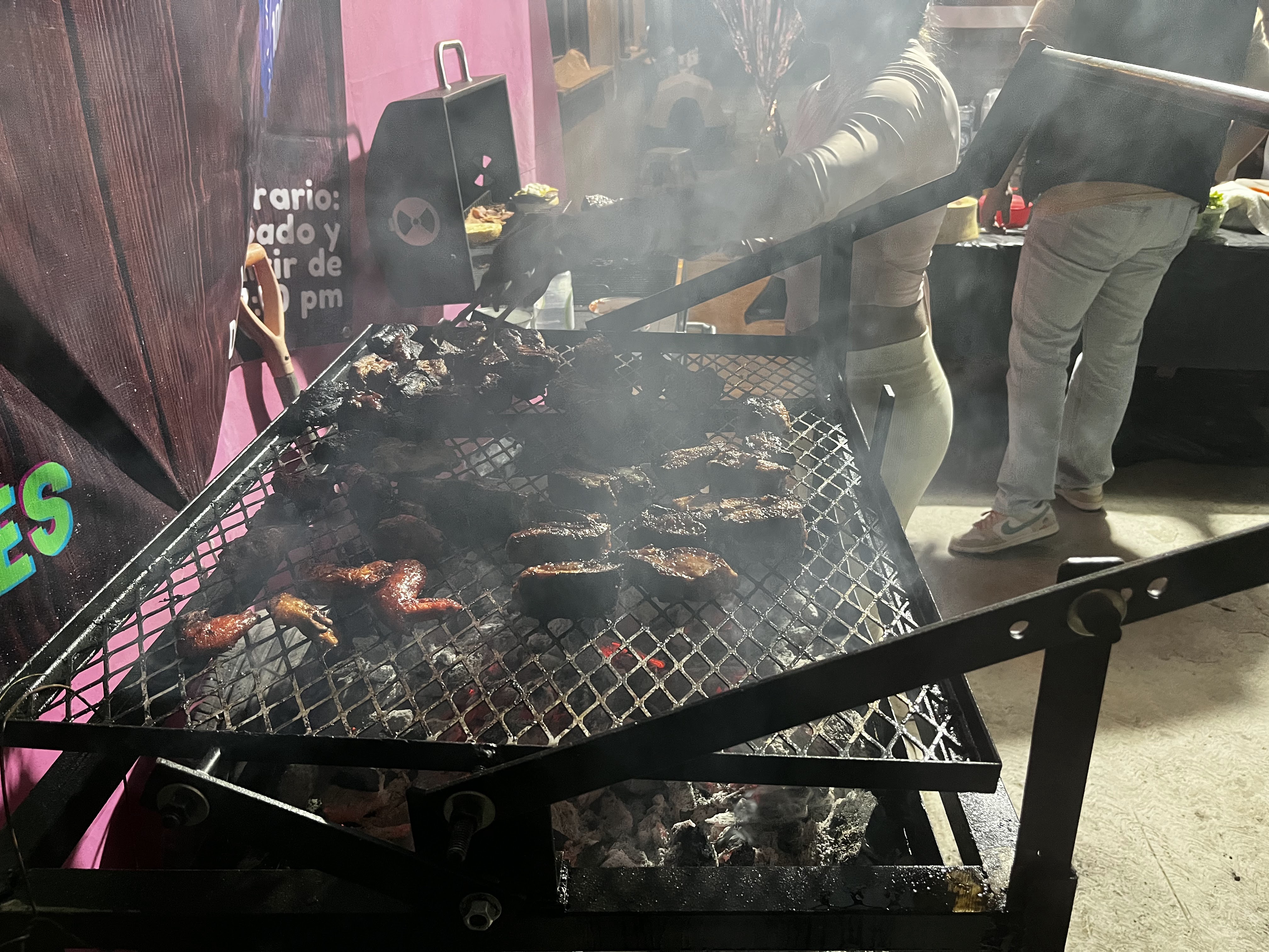 El Ahumado Grill image 4