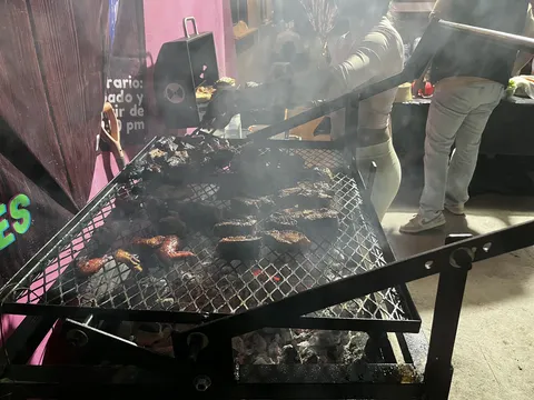 El Ahumado Grill image 4