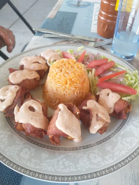 La Guamuchilera image 1