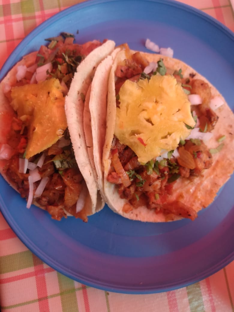 TACOS MANOLO"S TEMOAYA image 2