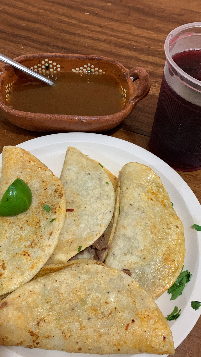 Barbacoa de chivo “el profe” image 2