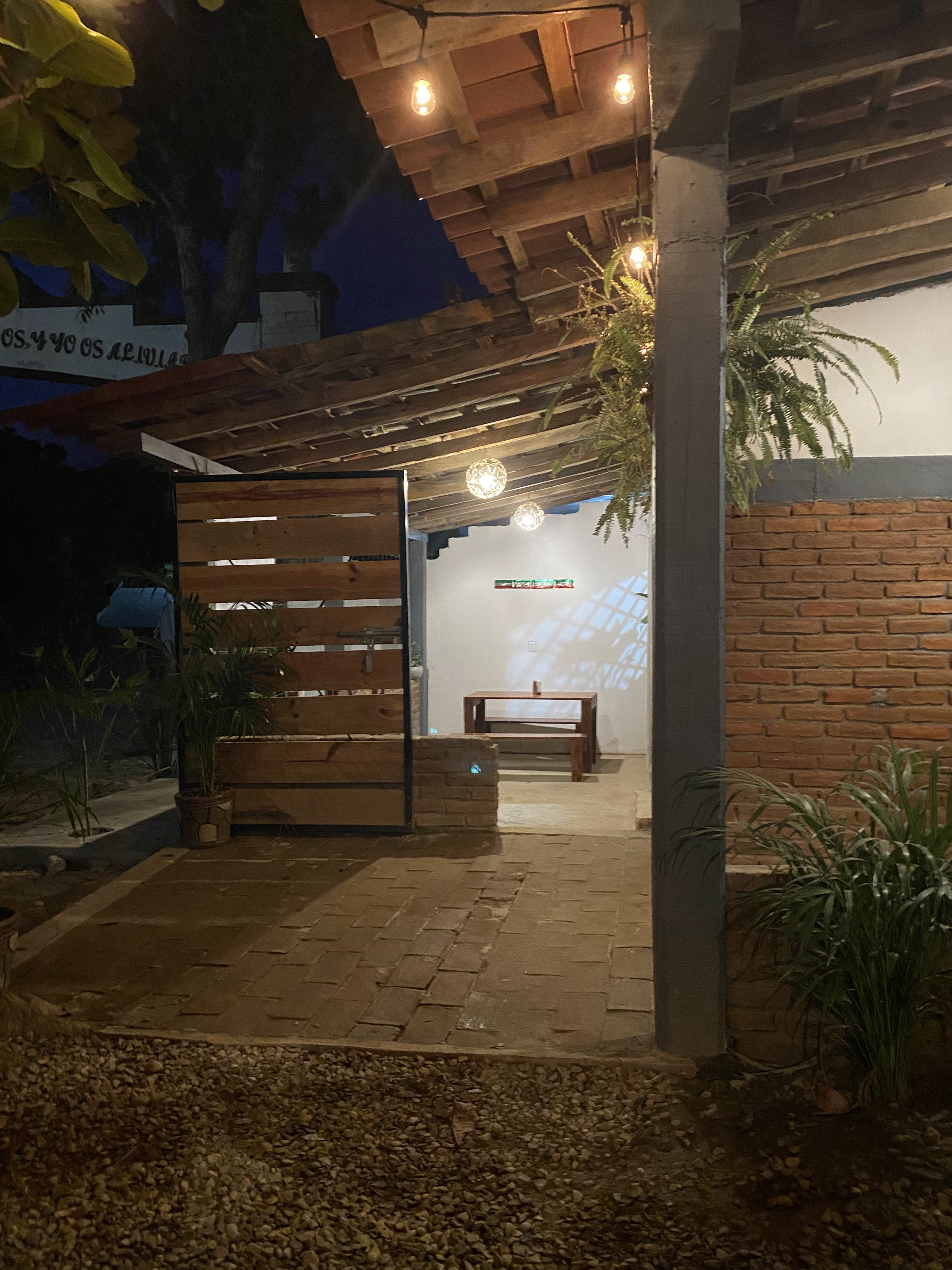 Tierra Santa Pizzas image 4