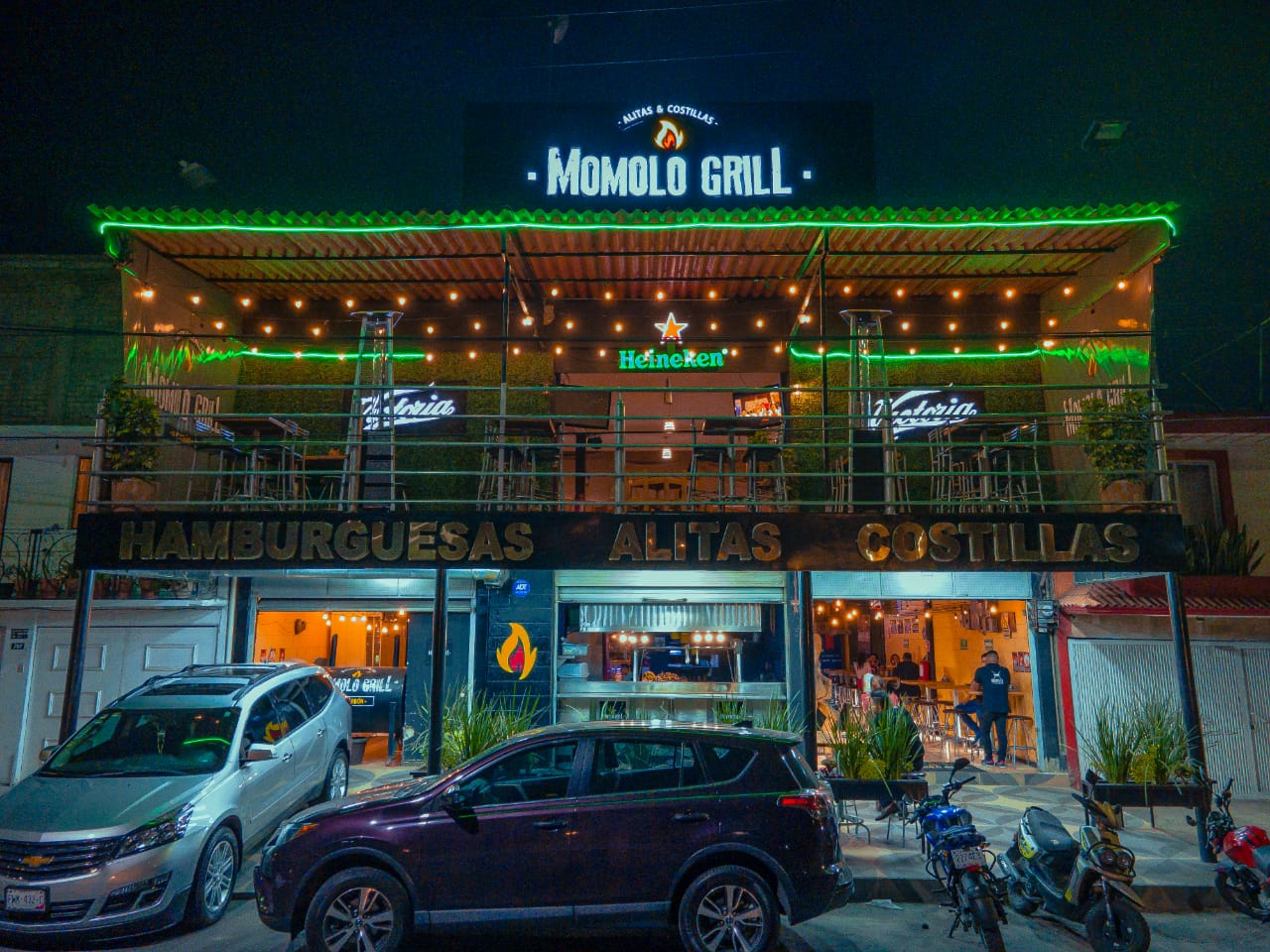 MOMOLO’S WINGS & RIBS image 5