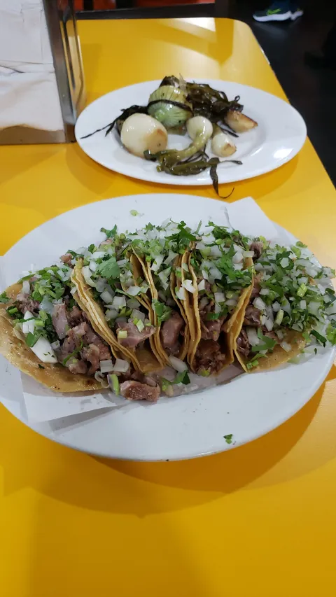 Taqueria El legado image 2