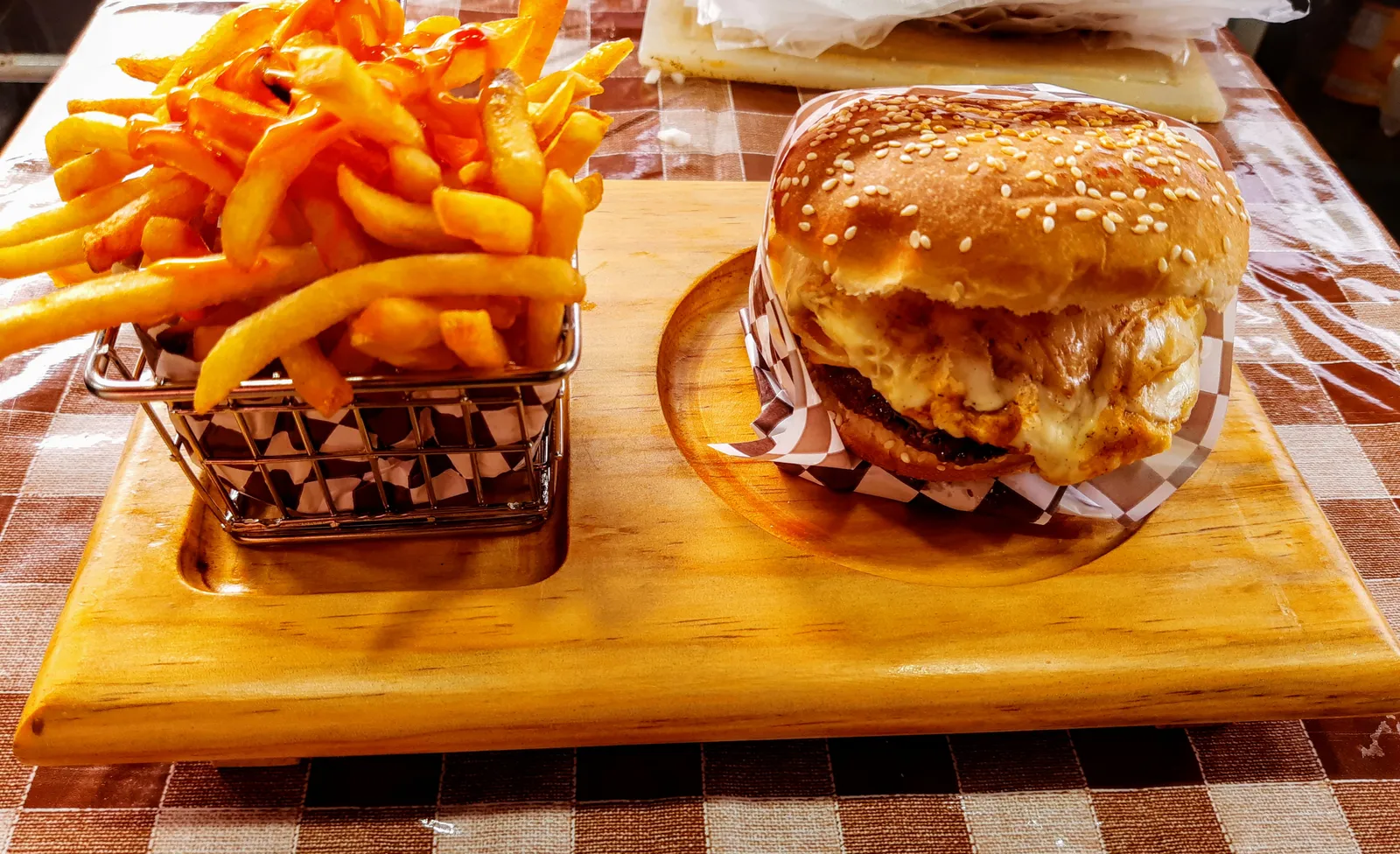Hamburguesas "El Pez" image 2