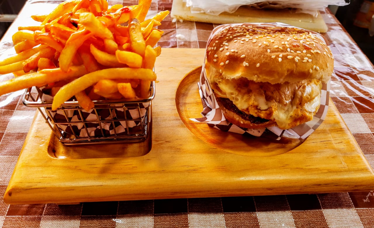 Hamburguesas "El Pez" image 9