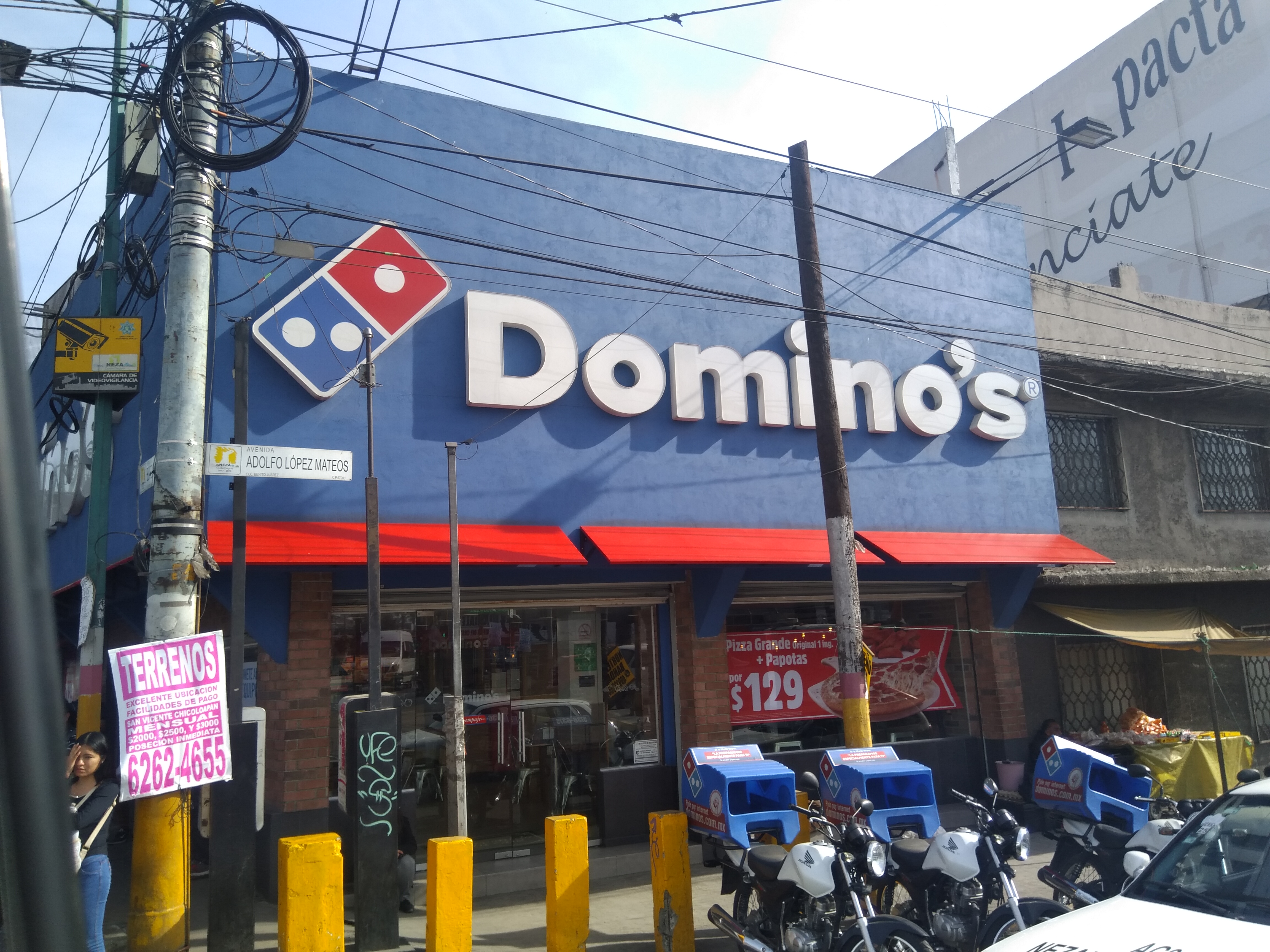 Domino's image 1