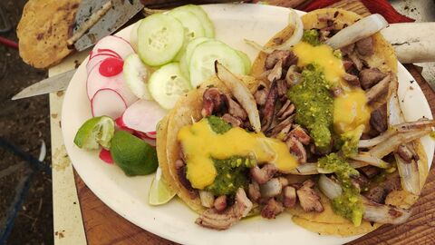 Taqueria yuli image 2