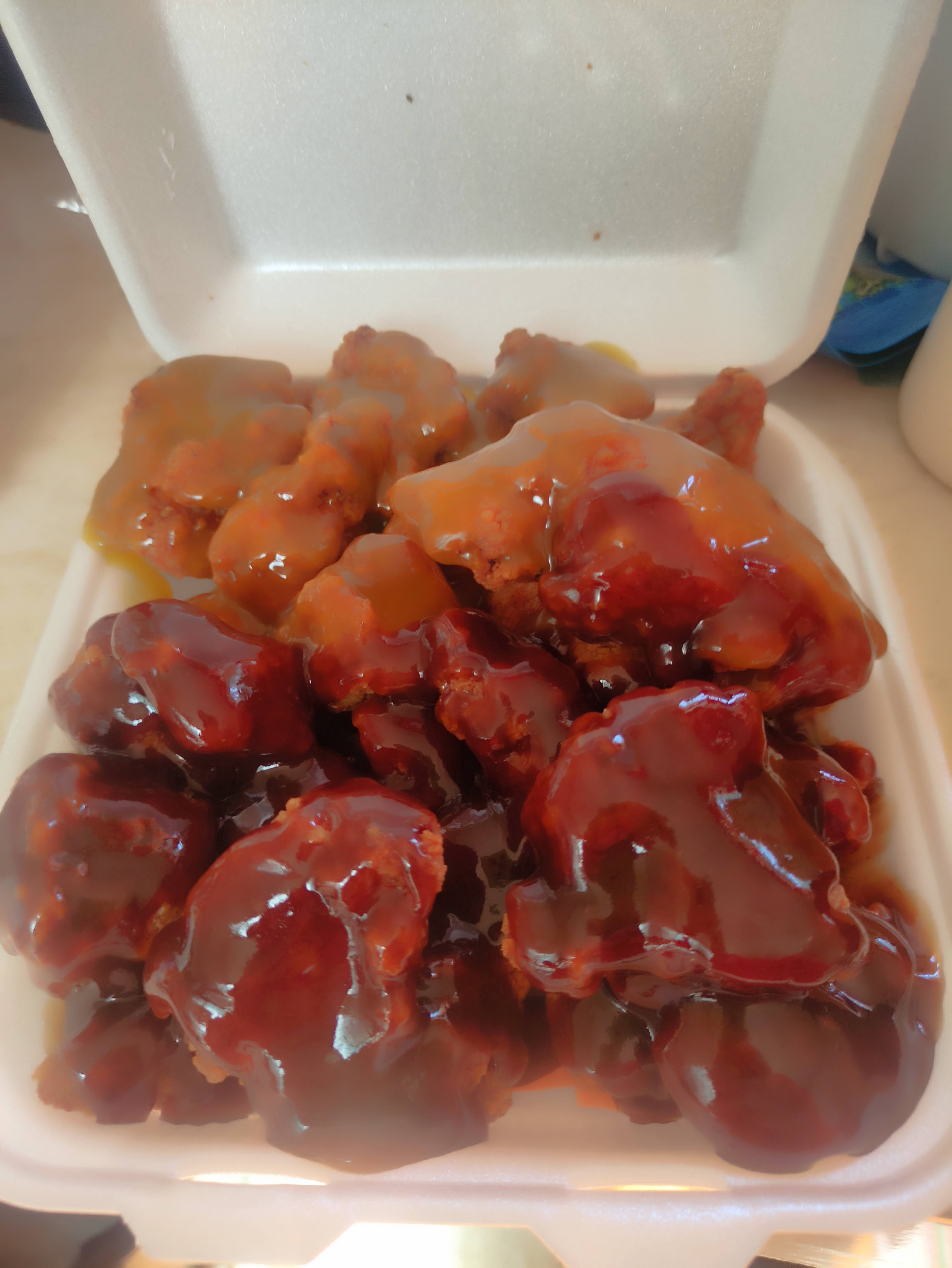 Xahuento Burgers image 7