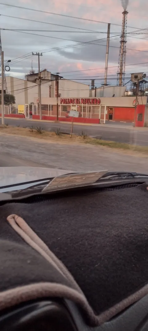 Pollos el Rielero image 1