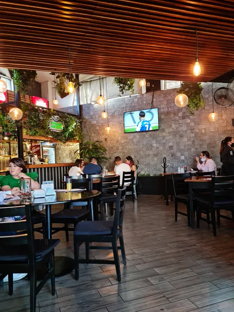 Nikaho Sushi Bar image 3
