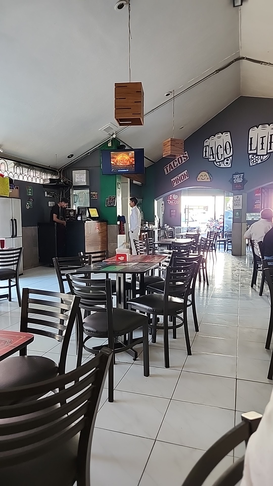 Mr Hunter MX tacos&quesadillas image 3