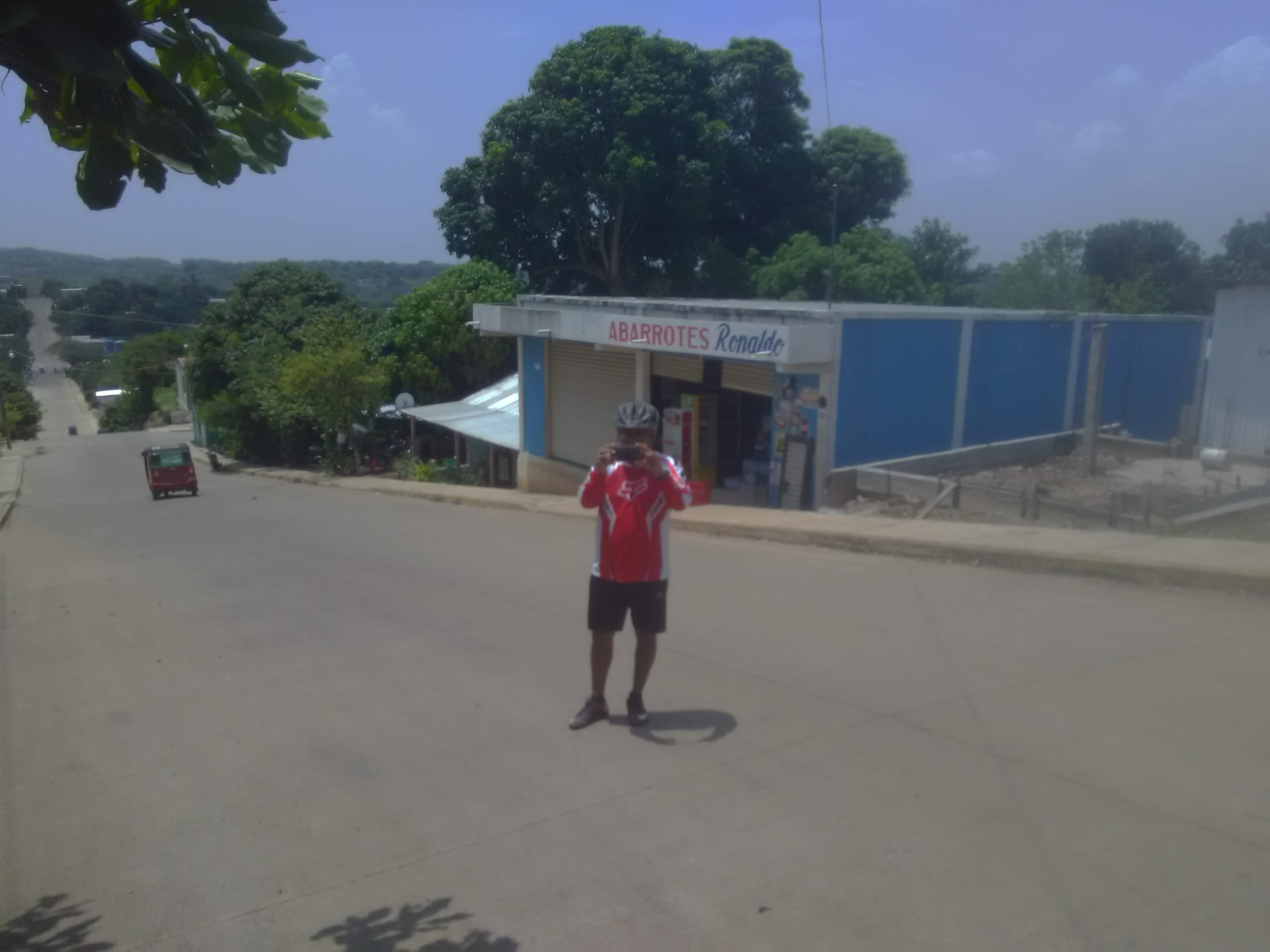 Centro de entretenimiento la palapa del mirador image 6