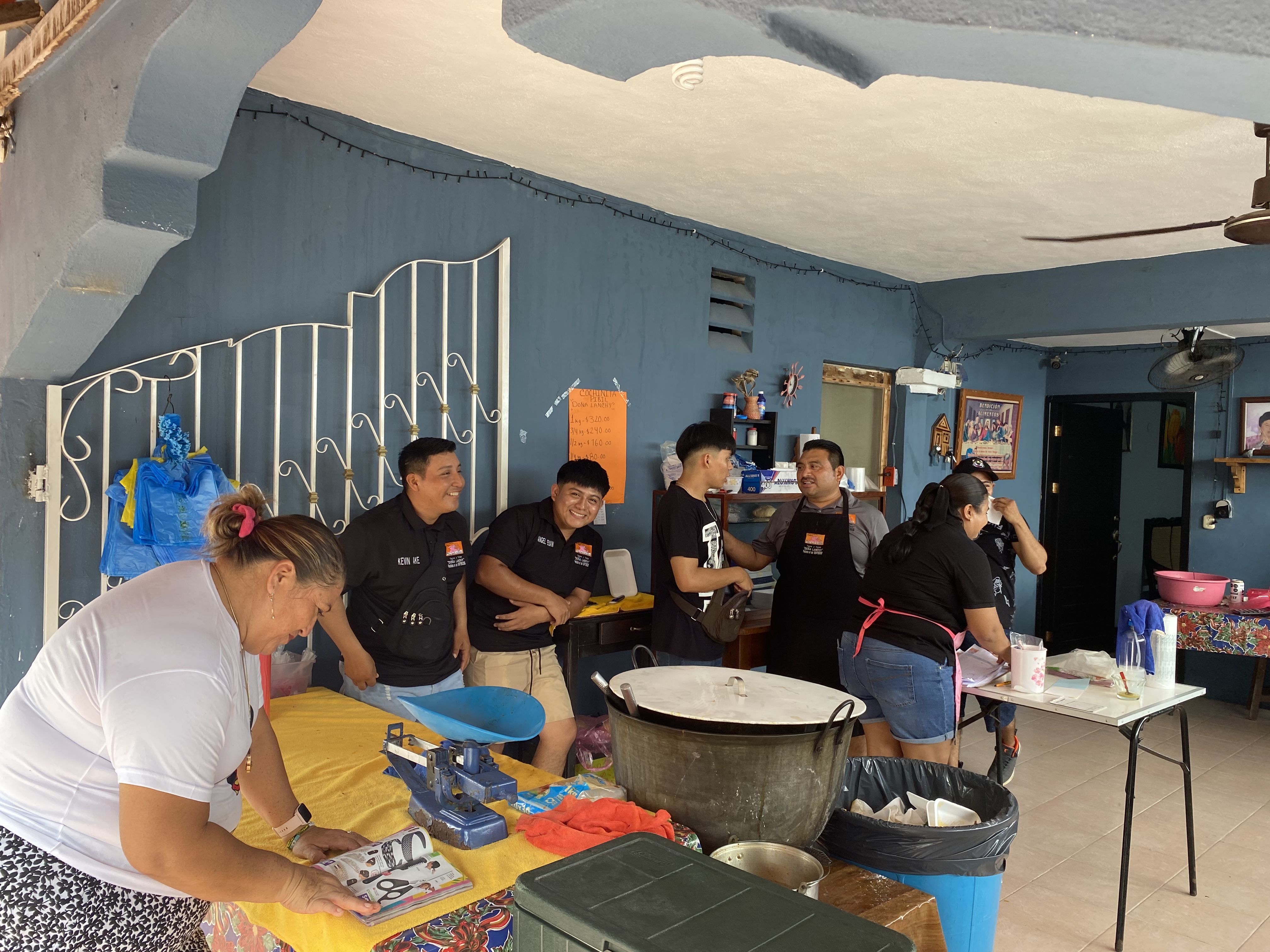 COCHINITA ¨DOÑA LANCHY ´´ image 7