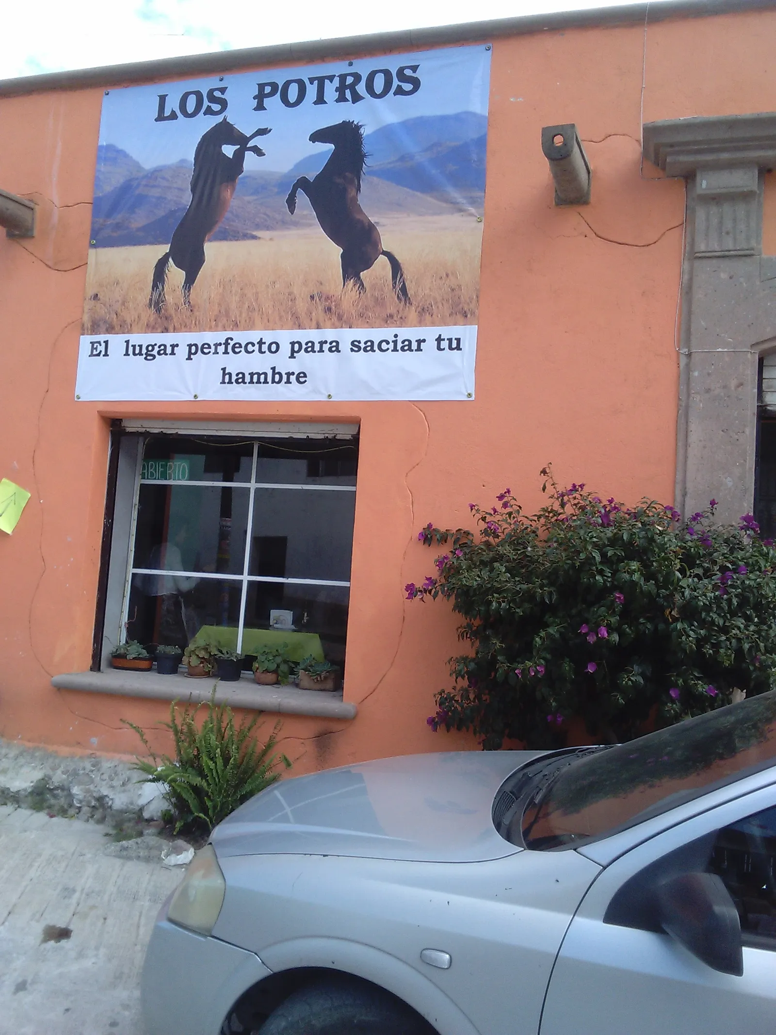 Los Potros Restaurant image 4