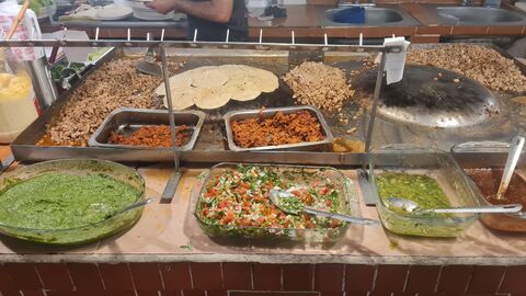 Tacos El Tío Javier image 6